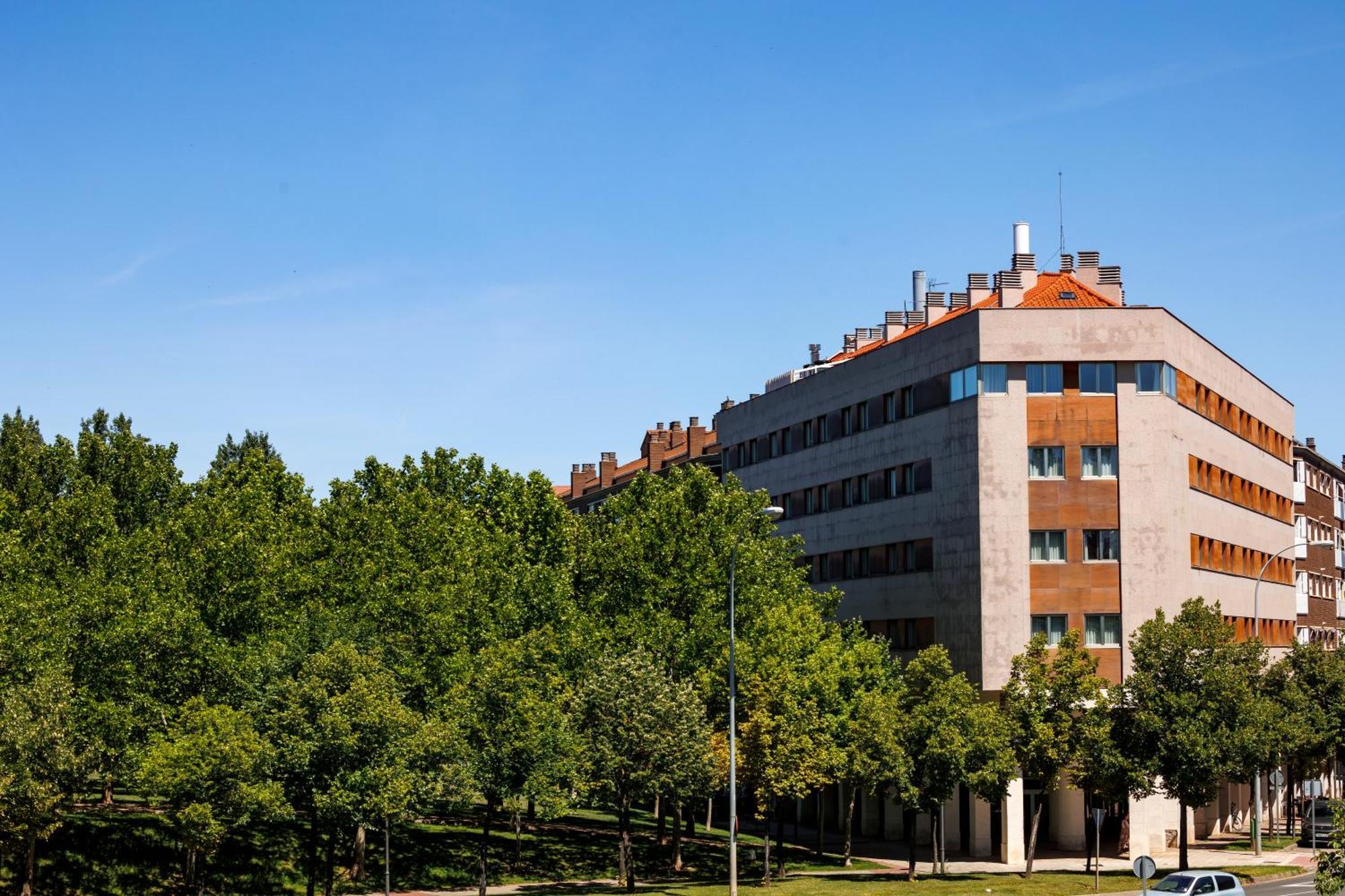 Hotel Express Rioja By Ihg