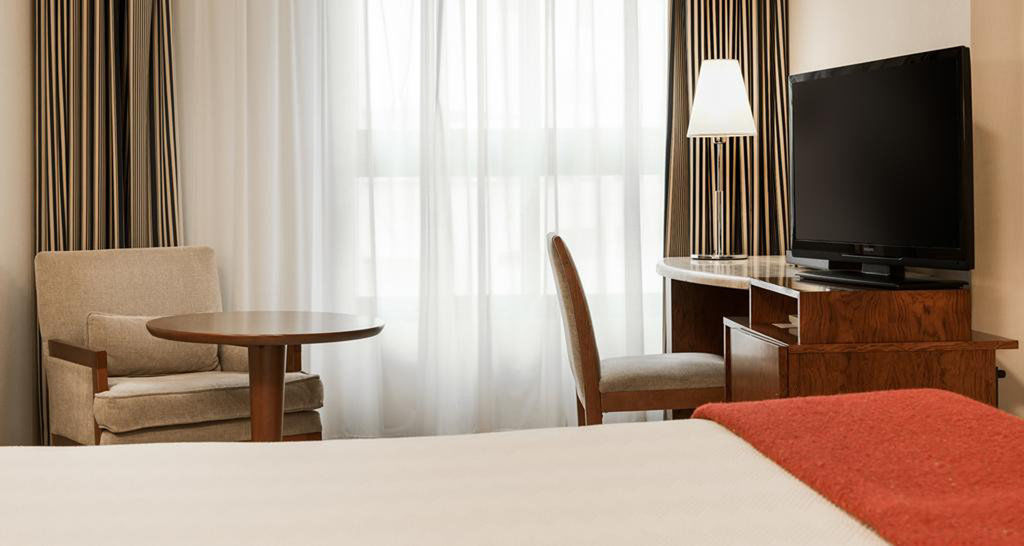 Express Rioja By Ihg Hotel