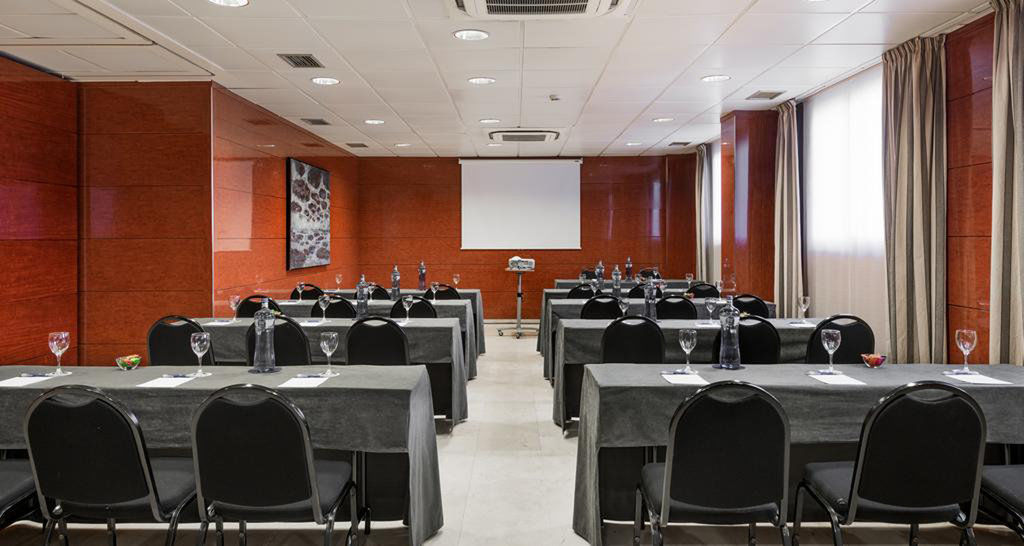 Express Rioja By Ihg Hotel
